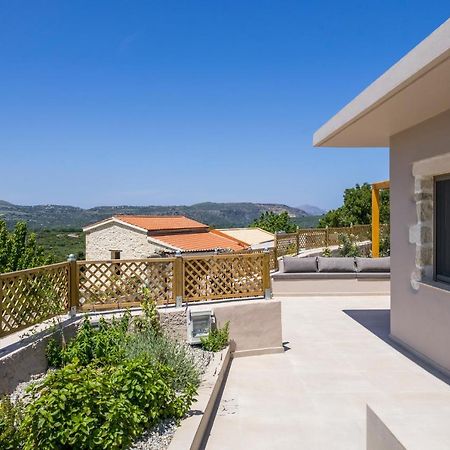 Villa Eva Provarma Luaran gambar