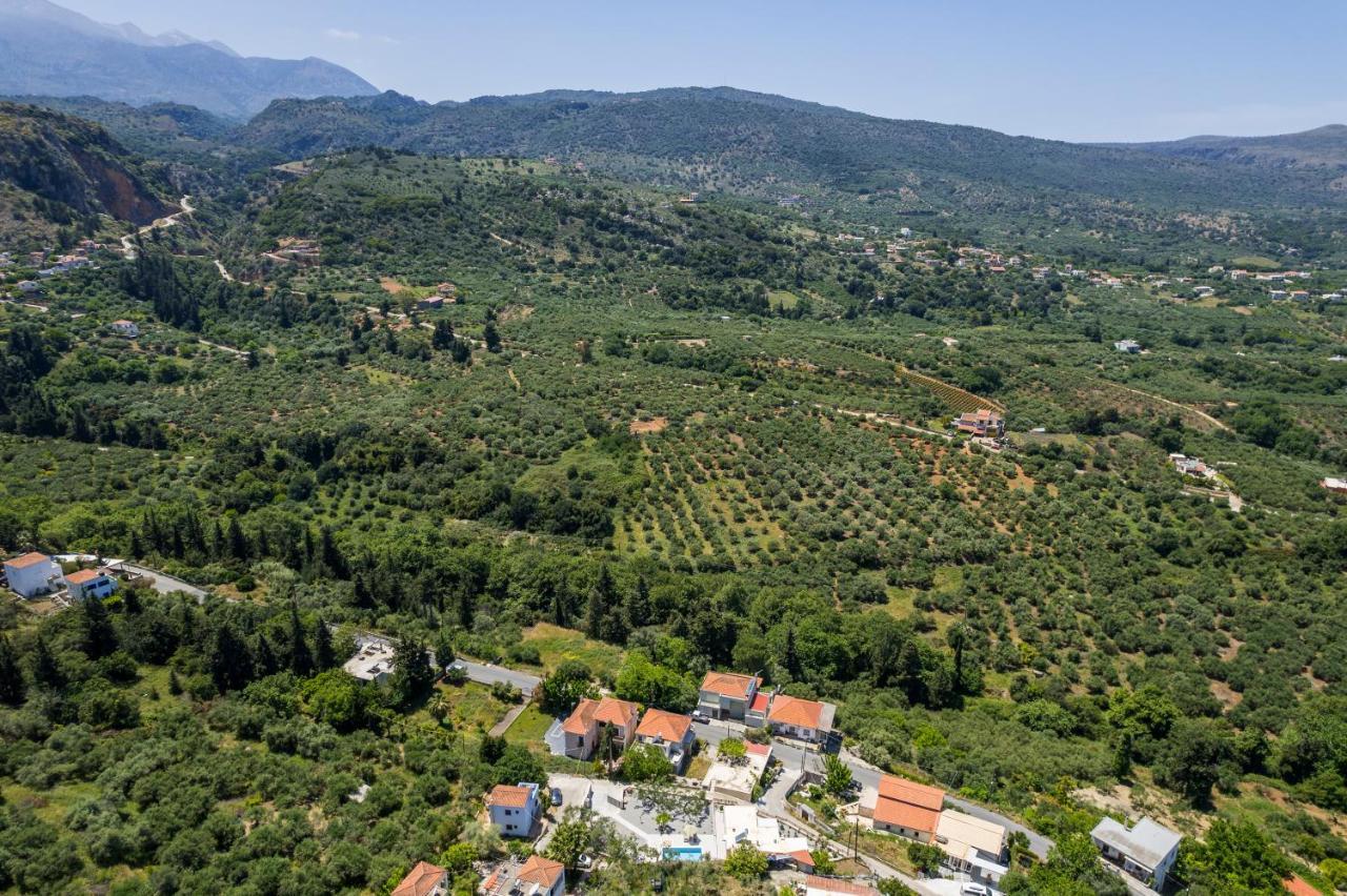 Villa Eva Provarma Luaran gambar